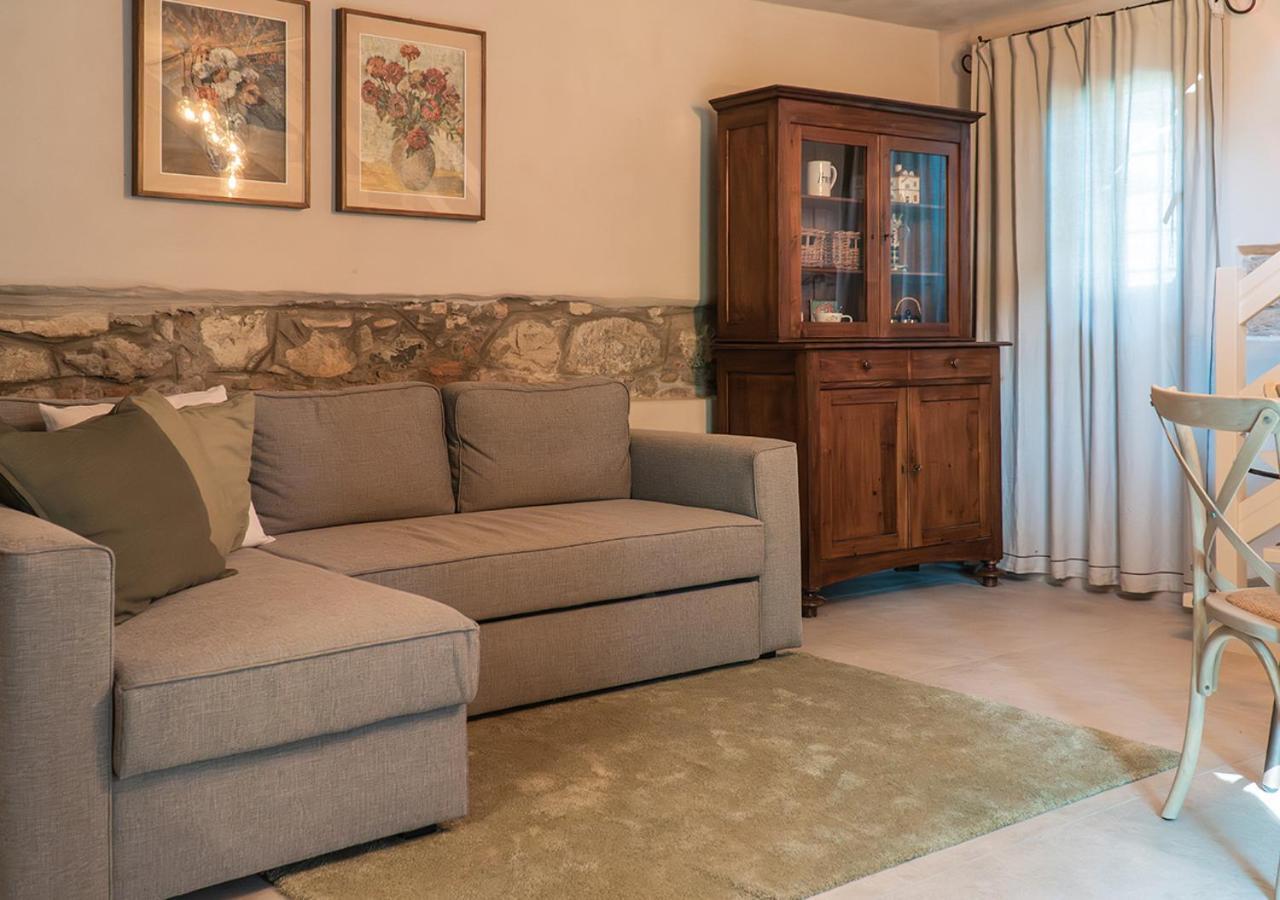 Appartamento Casale Gambini Quattro Castella Esterno foto